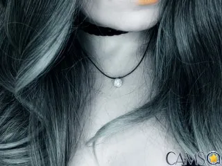 Picture of 1Girl-1Fist from BongaCams