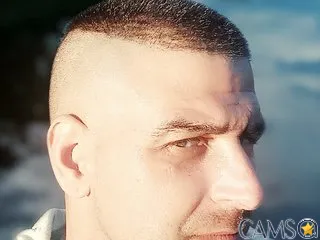 IcEMooNs’s BongaCams Profile Image