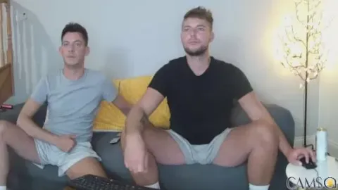 englishladxxx’s Cam4 Profile Image