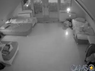 voyeurcam-julmodels-whitebed-1’s Camsoda Profile Image