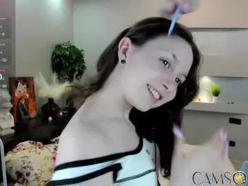lynngroves’s Chaturbate Profile Image