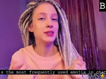 skyewavy’s (Chaturbate) Photo