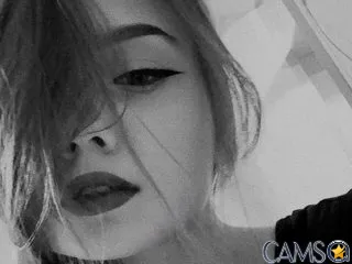 Lynn-Arnet’s (Flirt4Free) Photo