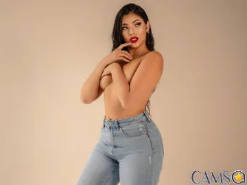 Picture of Andrea from LiveJasmin