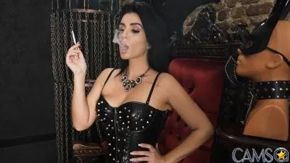 Kim’s SkyPrivate Profile Image
