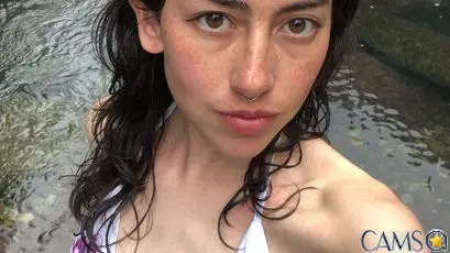 Xuni-Diaz’s (SkyPrivate) Photo