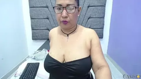 MilfPleasure’s Stripchat Profile Image