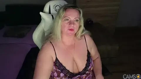 Picture of MolligSpielle from Stripchat