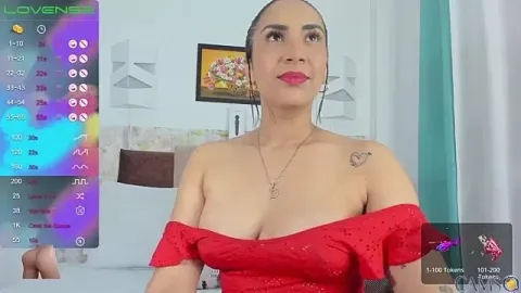 nayelii_d’s Stripchat Profile Image