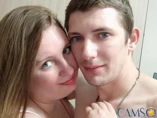 JenAndPeter’s XloveCam Profile Image