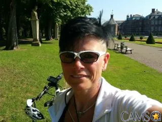 Molly-Sun’s XloveCam Profile Image