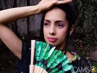 MoniqueCurlz’s XloveCam Profile Image