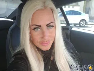 XXMissesPORNOXX-hot’s XloveCam Profile Image